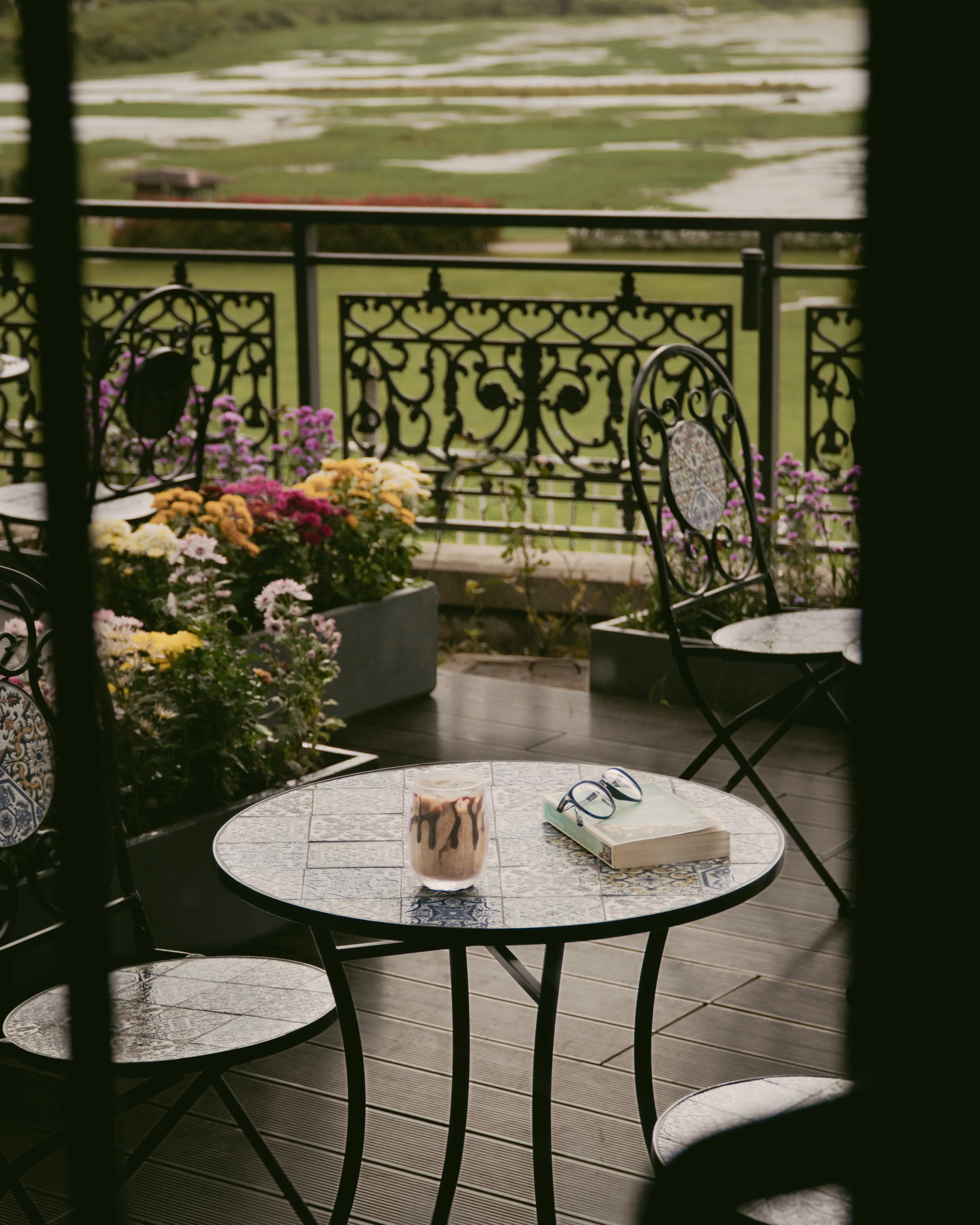 Scenic Balcony